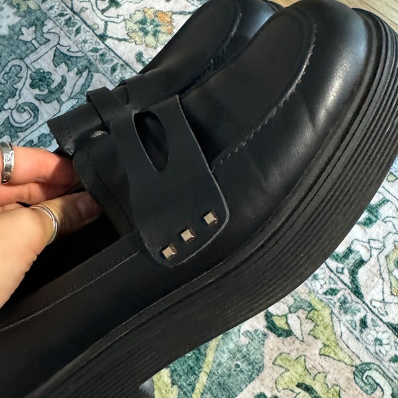 Black loafers - Picture 4 of 4